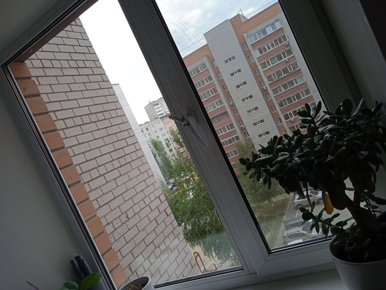 https://bratsk.delaem-okna.ru/storage/app/uploads/public/63f/331/482/63f3314825041844371864.jpg